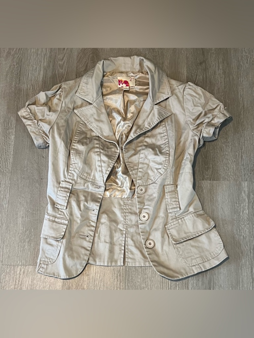 Y2K Forever 21 Short Satin-Look Puff Sleeve Blazer Jacket - Light Silver